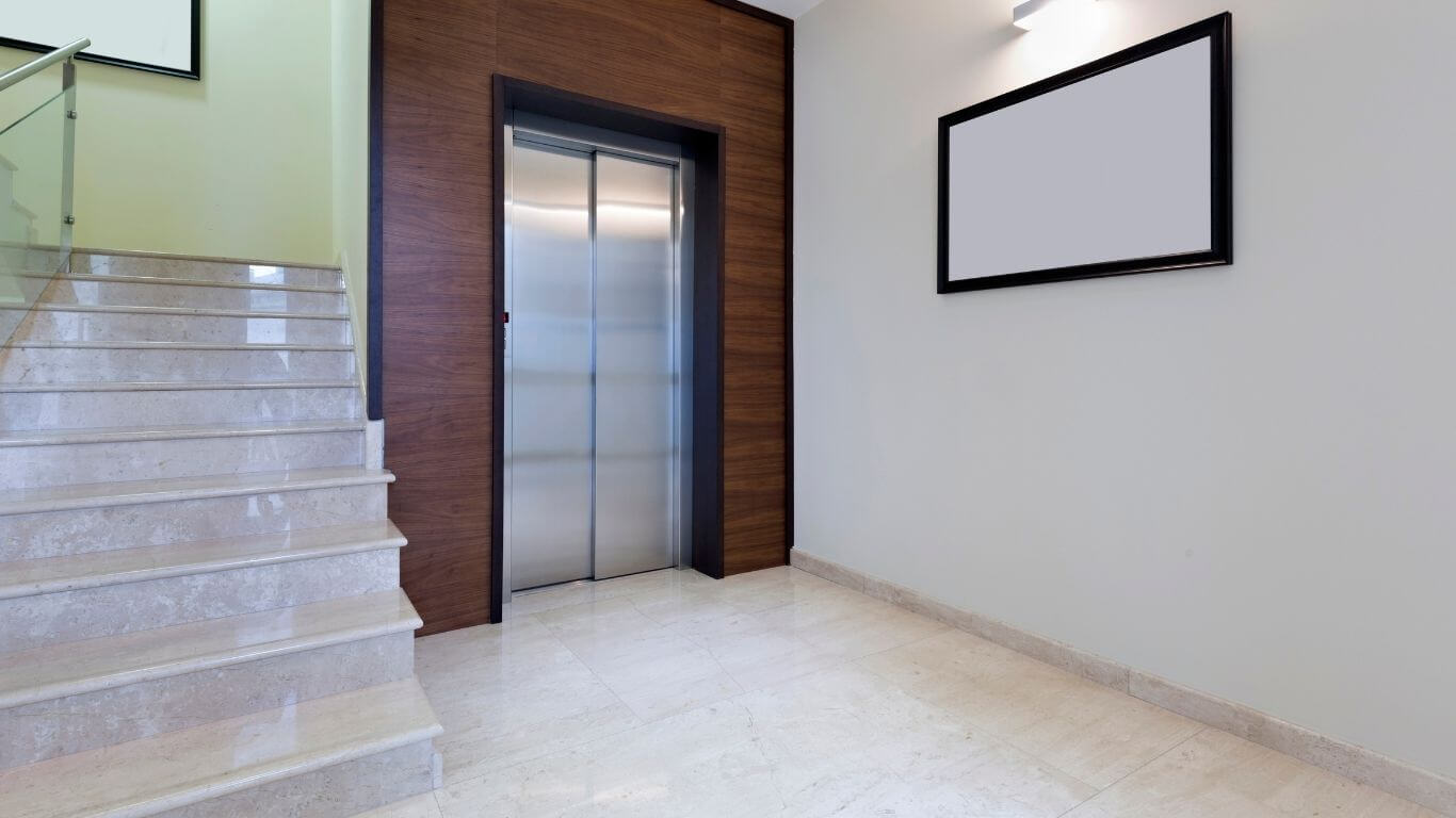 ascensor en comunidad de vecinos de Eibar instalación y mantenimiento